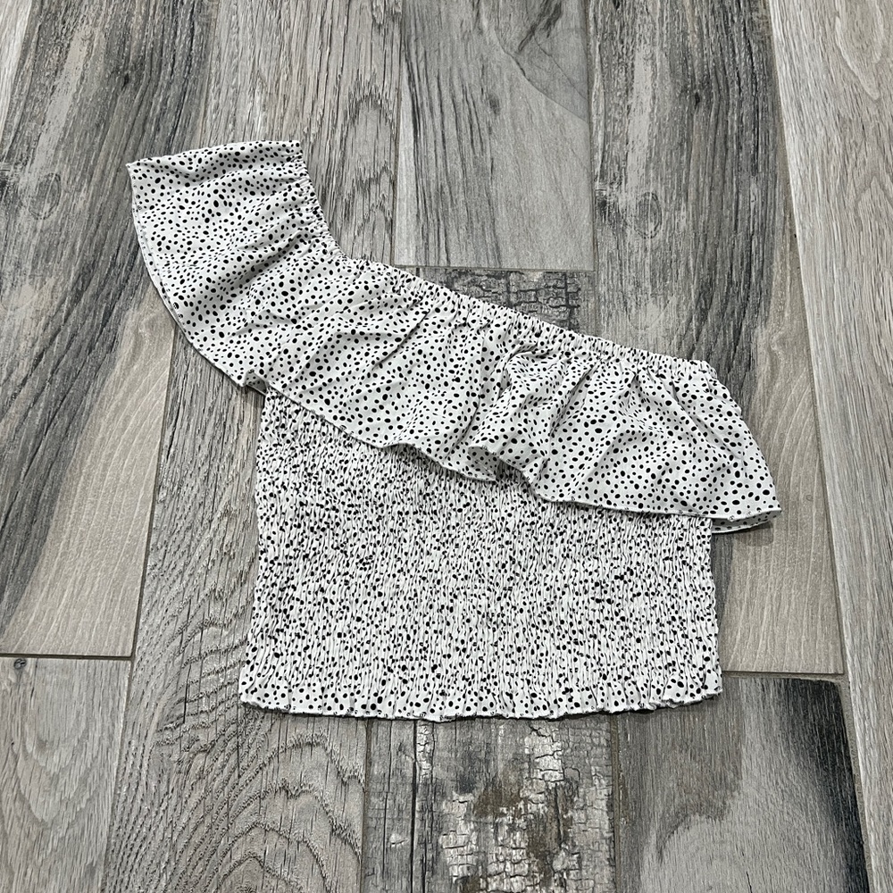One Shoulder Ruffled Crop Top